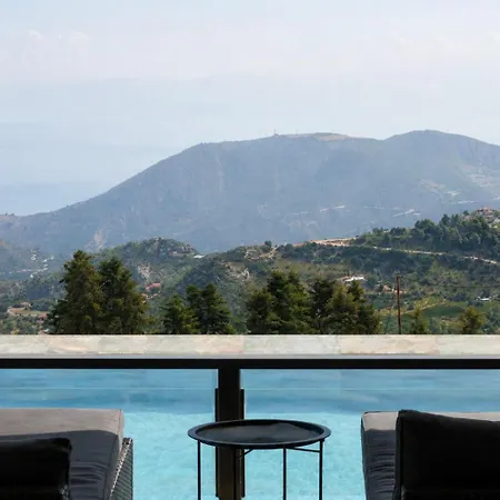 Mountain 'aether Villa'
